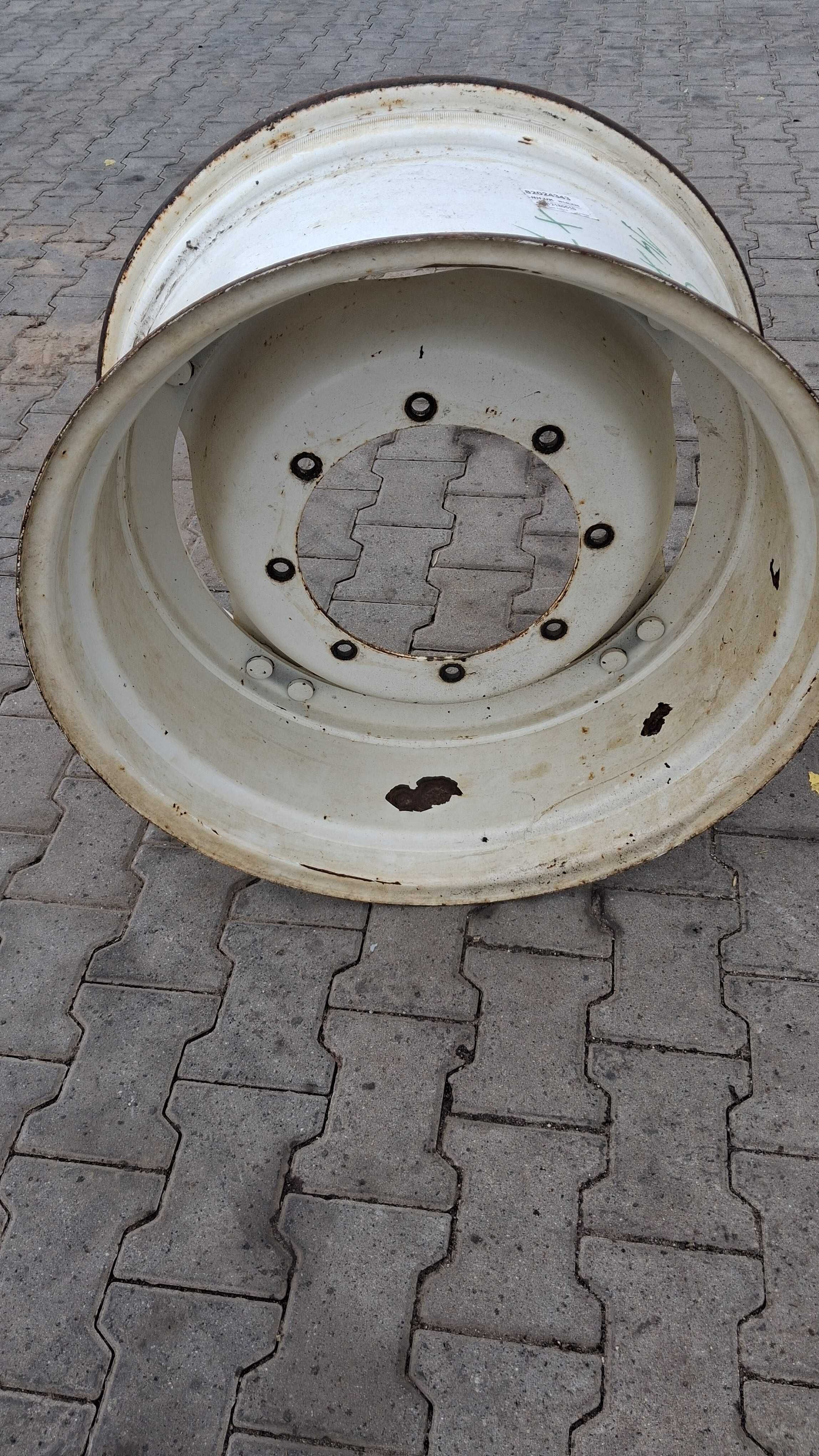 Felga pojedyncza New Holland Case 14x28  480/70r28 420/70r28 480/65r28