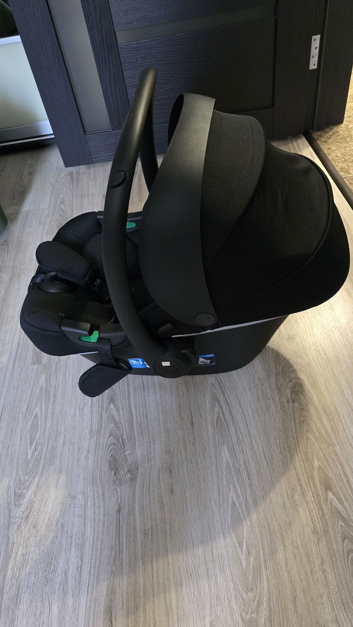 Автокрісло Carrello nova