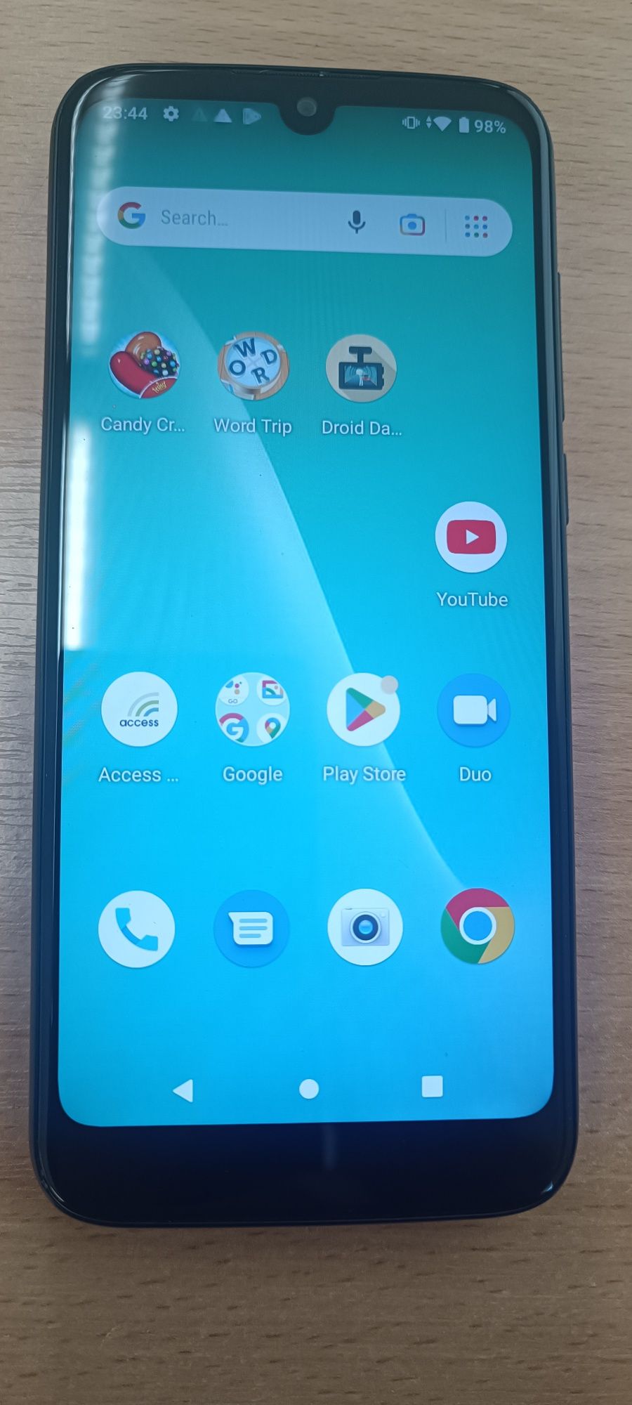 Смартфон SENSE TW-102 залочений під американського оператора