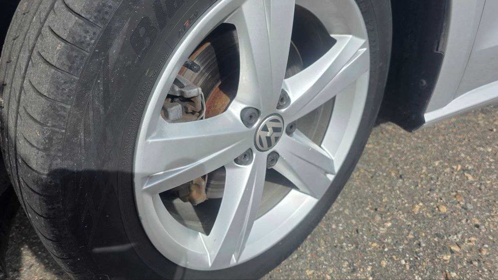 Volkswagen Passat 2013