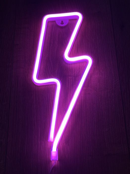 Neon led piorun.