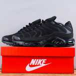 (1935) Чоловічі Кросівки у сти лі Nike Air Max TN чорні (40-45)