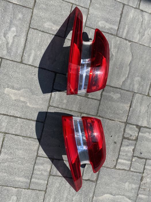 Задній фонар в кузов Пежо 308 т9 універсал(2014-2021)