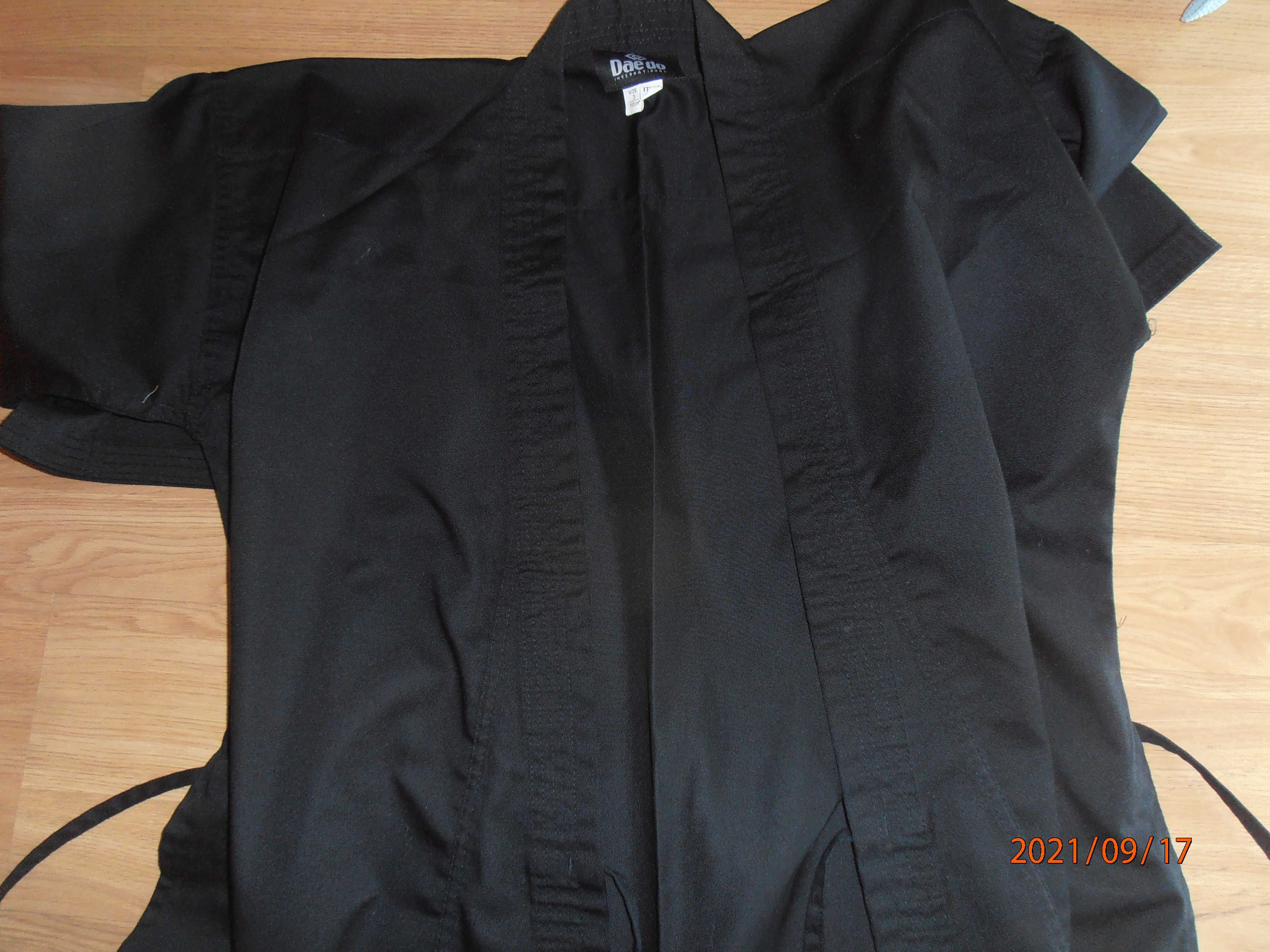 Fatos Branco e Preto Karaté Kenpo size 3 (160cm) Desde