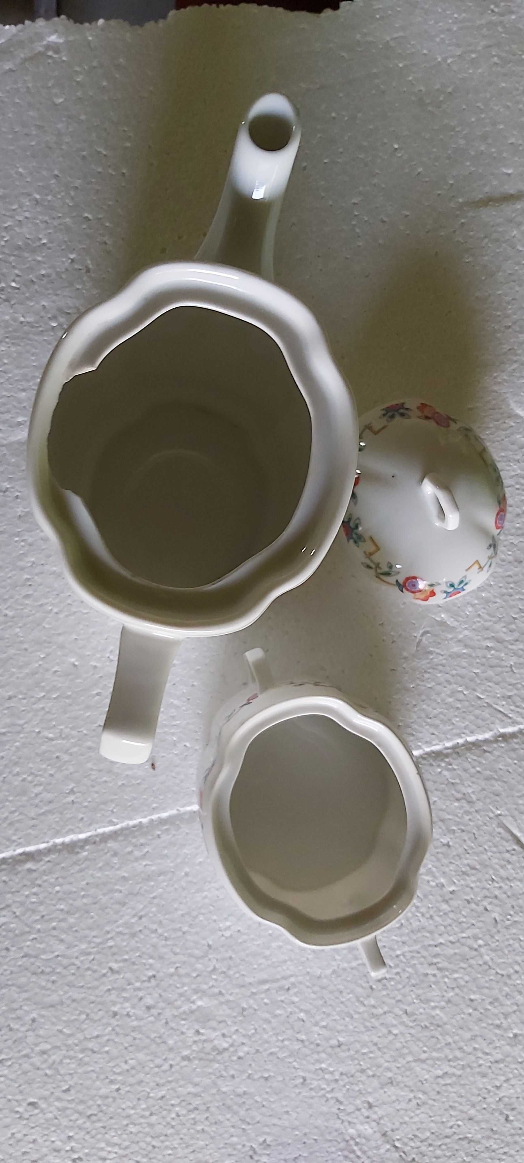 kolekcjonerski zestaw porcelany - ośmiokątny dzbanek i cukiernica