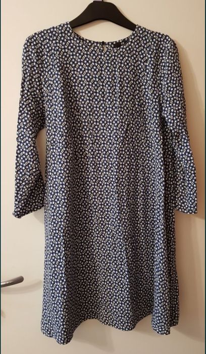 H&M sukienka w kwiatki, łączka 38