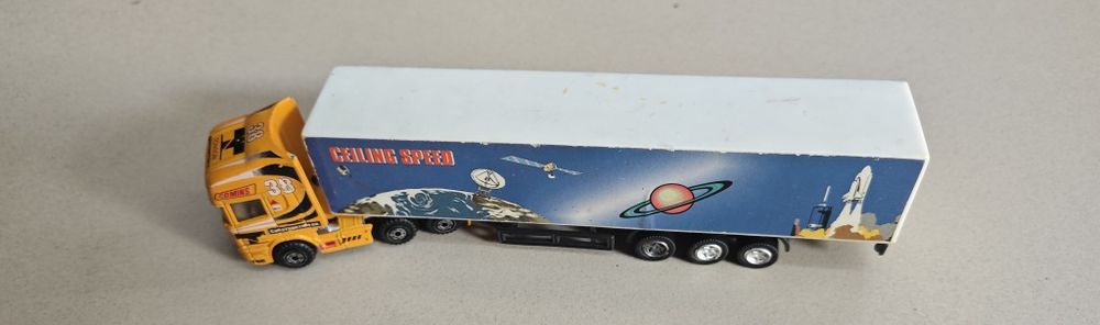 Металева машинка 9см в асортименті