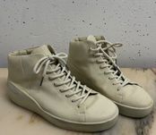 Bota Branca pouco uso Ecco