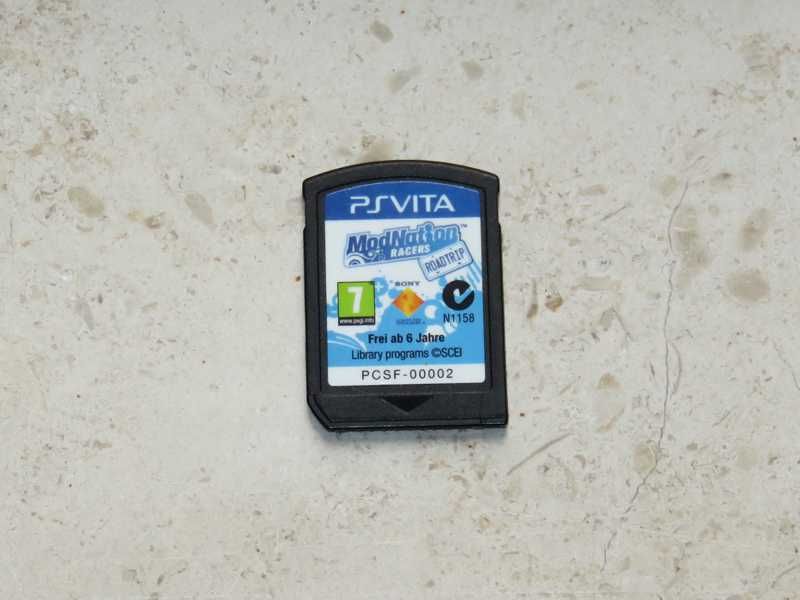 PS Vita: Acessórios e Jogos