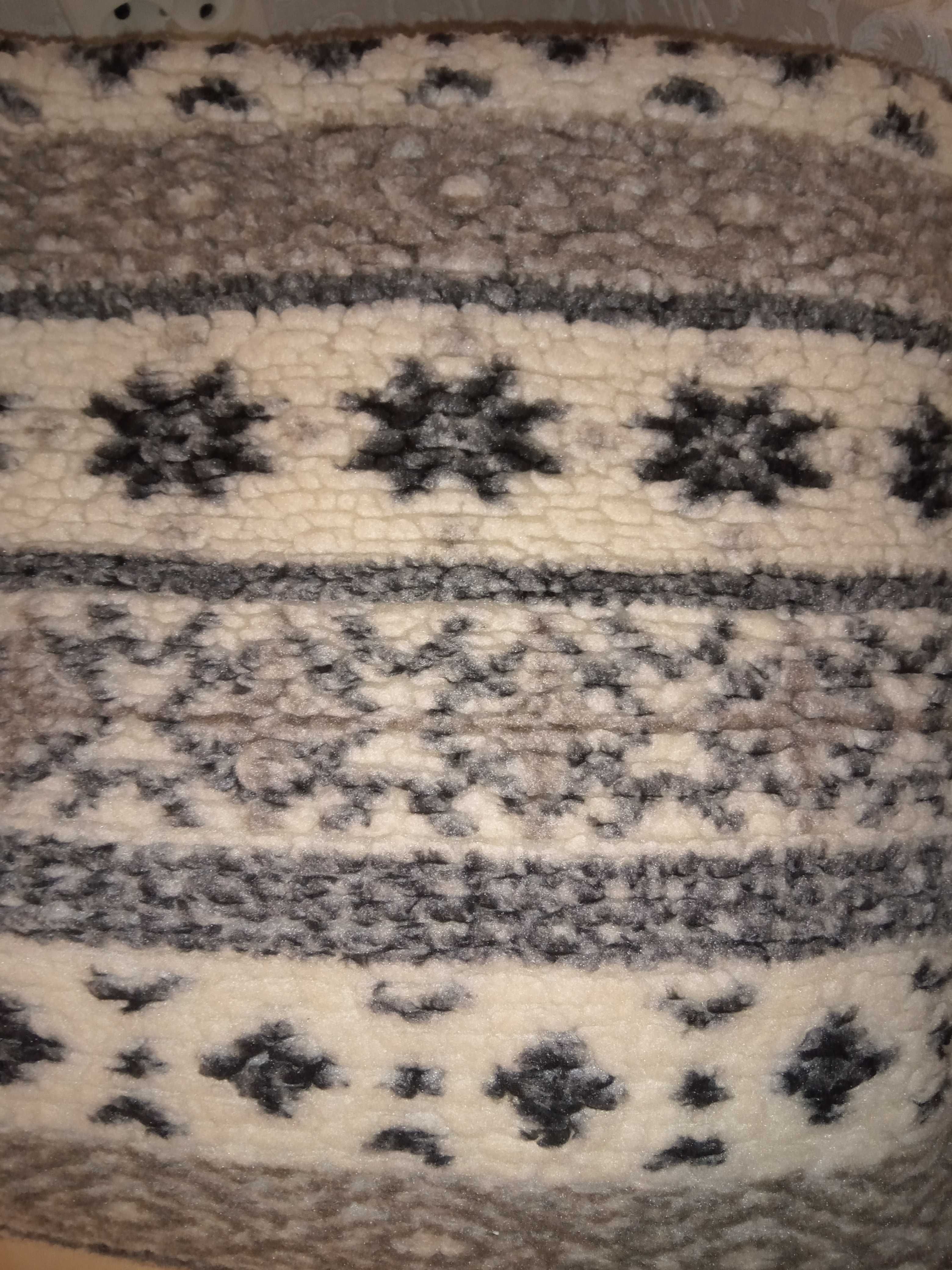 Тепла зимова ковдра (одеяло) - м'яка, приємна і затишна