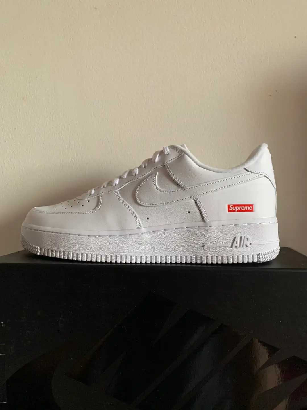 AF1\Powietrze*airDamskieNikeForce1SupremeWhite UnisexTrampki Rozm.44