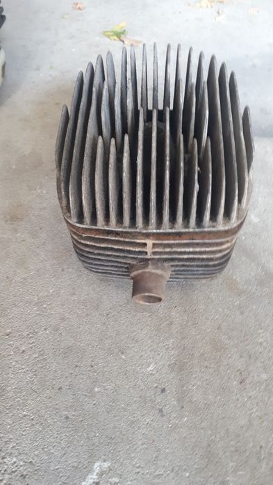 Cylinder żeliwny+głowica wsk, orginalne z czasów PRL
