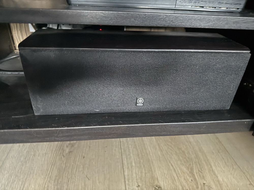 Sprzedam kino domowe yamaha RX-V463