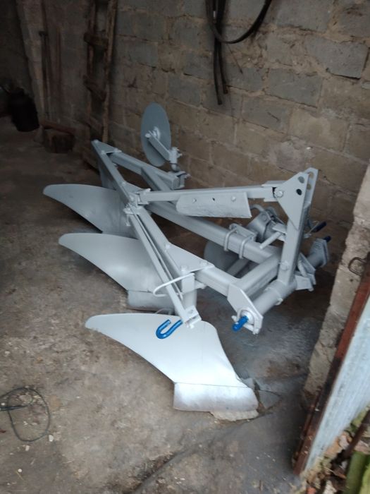 Pług 3 skibowy. Grudziądz.