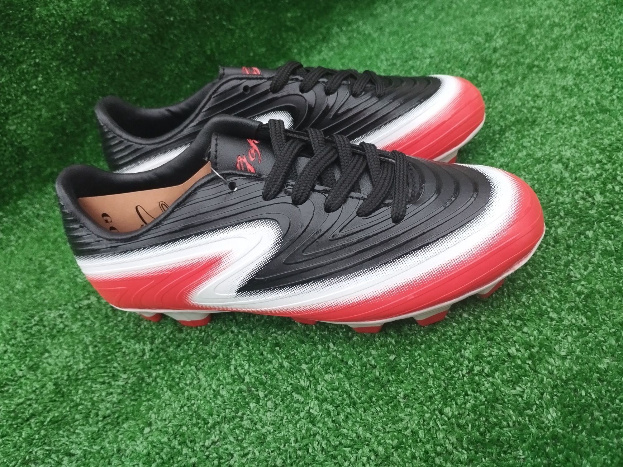 Korki buty do piłki GOFC czerwone Red Black czarne białe 31