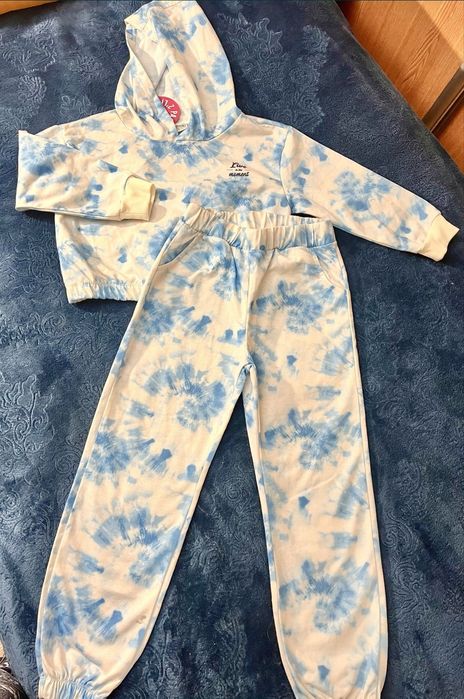 Спортивний костюм