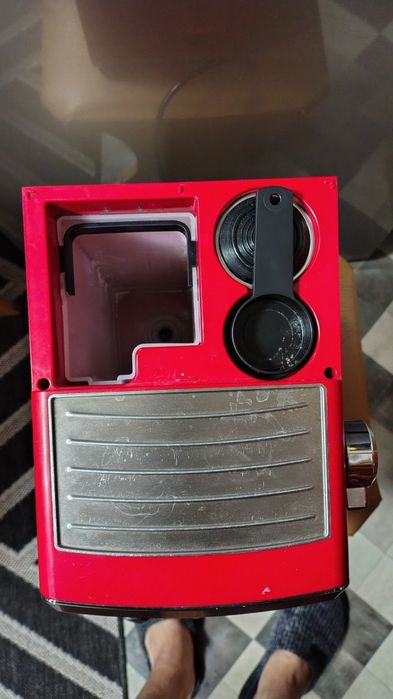 Рожкова кавомашина Saeco Poemia