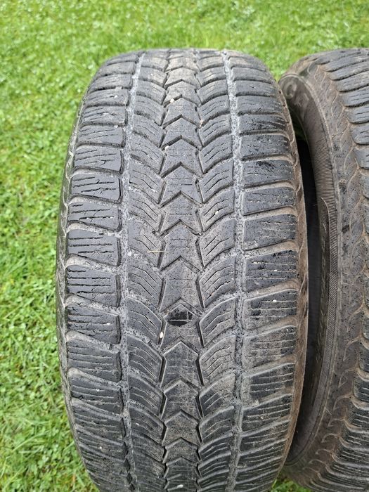 Opony zimowe 225/55 R17 Dębica Frigo HP2