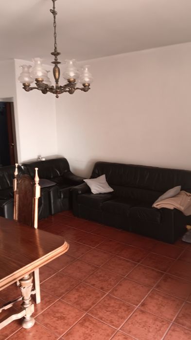 Vende-se T3 SANTO TIRSO