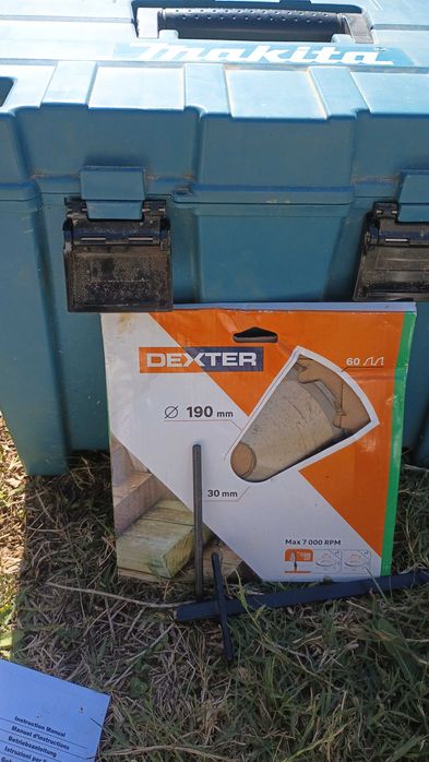 Serras elétricas em ótimo estado