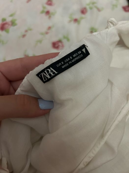 Сукня з голою спинкою на завʼязках