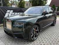 Rolls-Royce Cullinan Cullinan Black Badge Bespoke Illuminated Fascia DOSTĘPNY OD RĘKI!