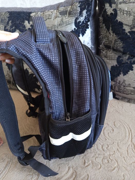 Шкільний рюкзак 2-3 клас