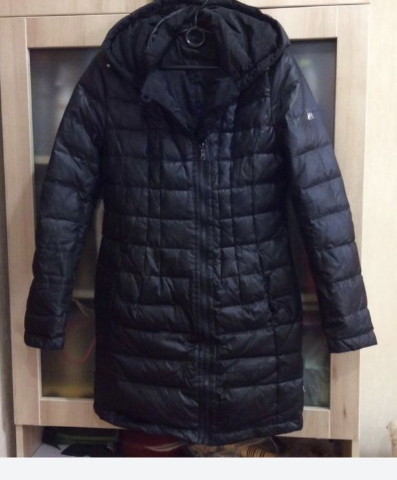 Зимний пуховик, куртка, пальто, пух. Размер S-M, в отл. сост.
