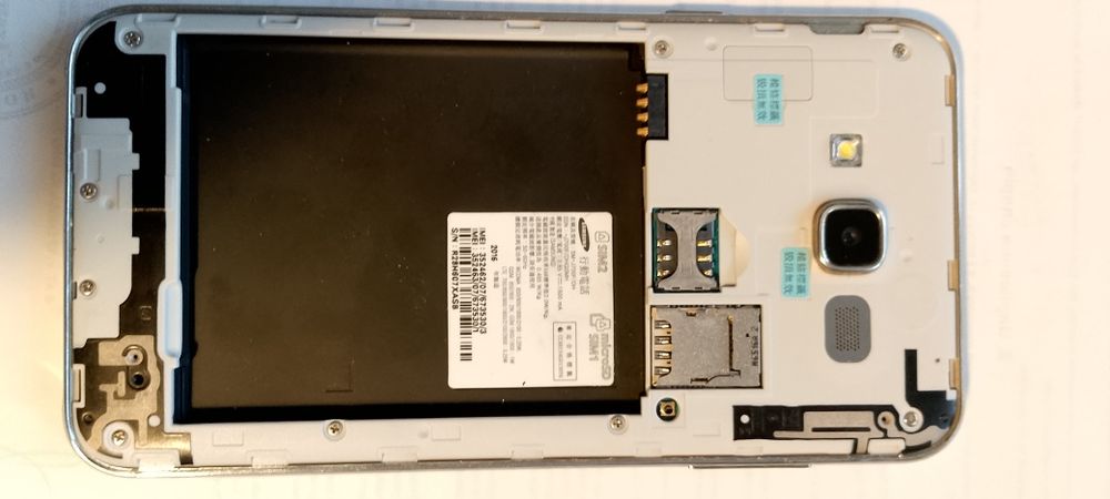 Смартфон Samsung ,,б.у,на 2 симки