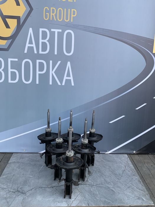 Передні стойки сценік 3, меган 3, амортизатор передній сценік3