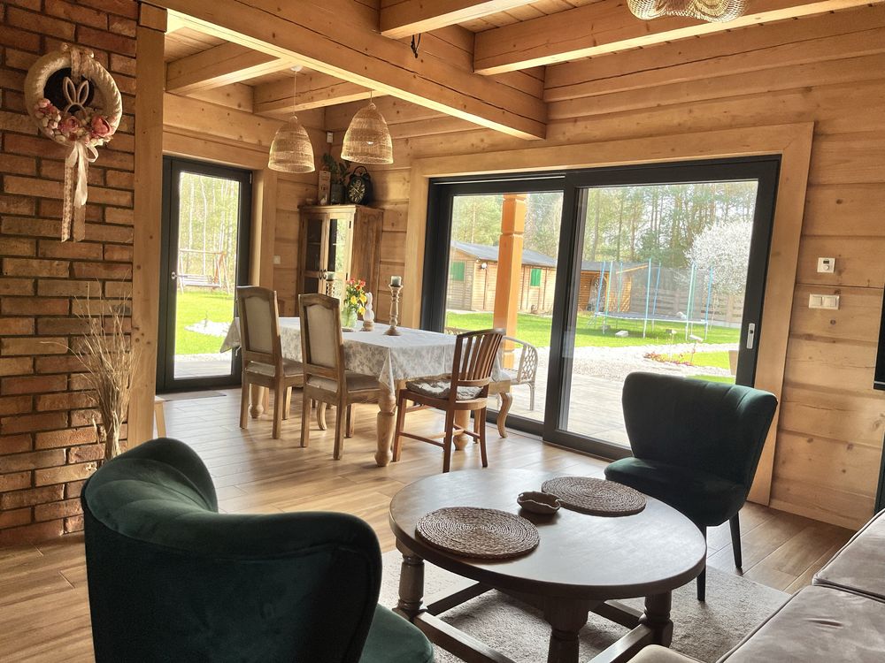 Dom z bala na wynajem sauna jacuzzi na 12 osób.