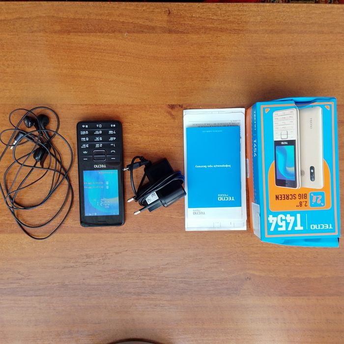 Кнопочный мобильный телефон ТЕСNO T454.