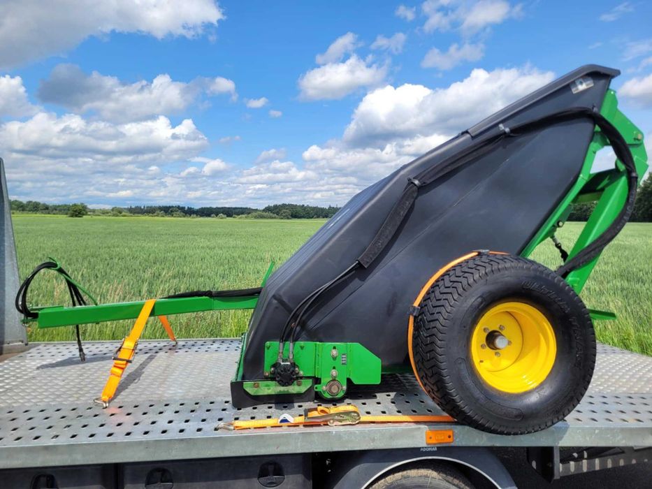 Zbieracz Wiedenmann zamiatarka John Deere TC125 szczotka do liści Toro