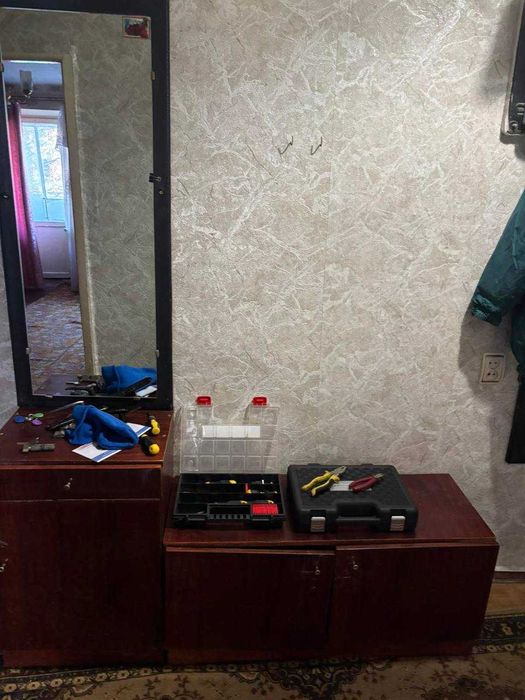 Здам в оренду 2х кімнатну квартиру в житловому стані на Виставці!