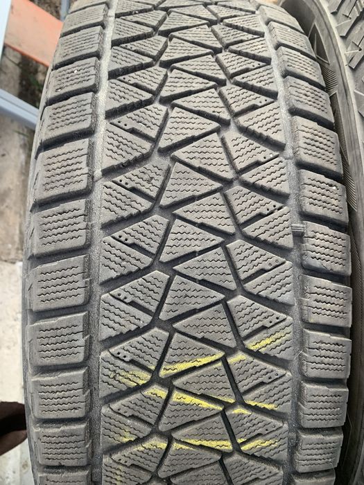 Шини 265/65 R17 Bridgestone Blizzak DM-V2-4од.