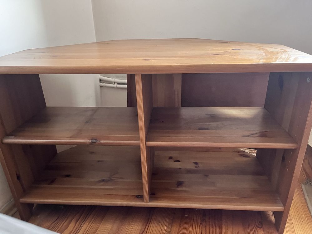 Drewniana szafka pod tv ikea