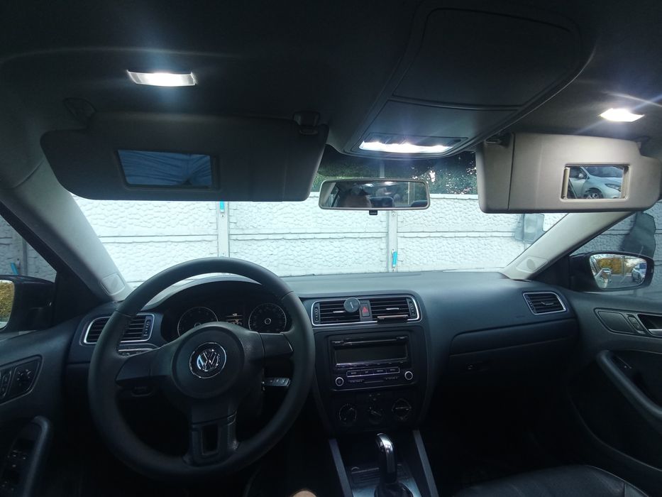 Продам Volkswagen JETTA 2013