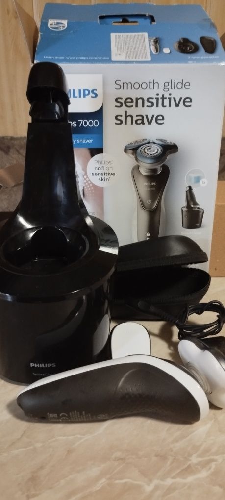 Philips series 7000