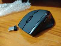 Rato sem fios a pilhas, novo.