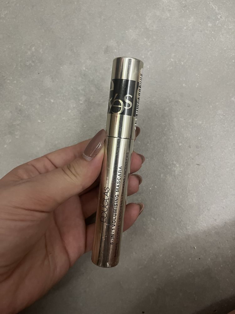 Douglas collections make -UP Exception Eyes Mascara