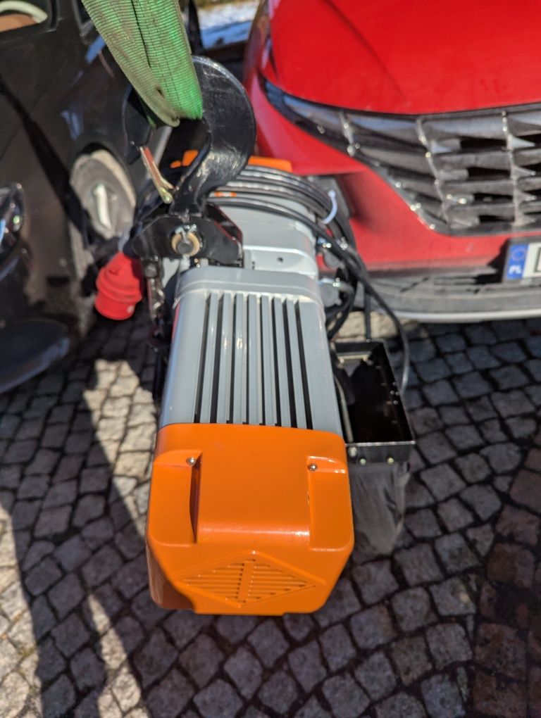 Wyciągarka elektryczna hakowa Unicraft EKZT 20-2 2t dźwig 2000kg
