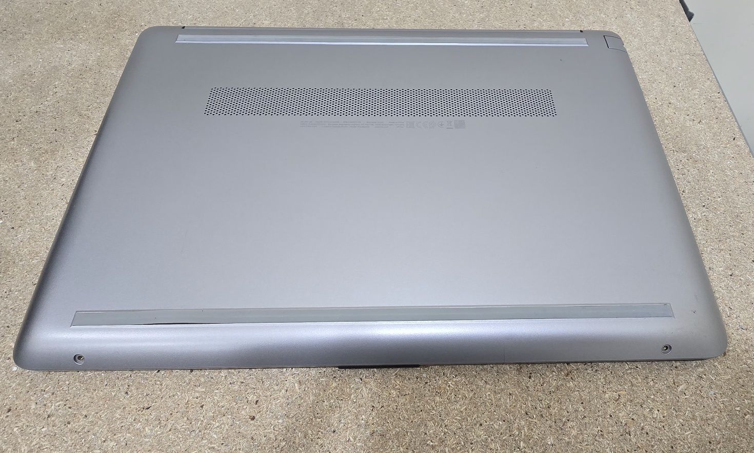 HP 250 G8 para peças