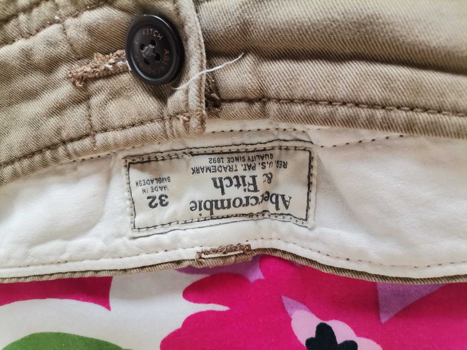 Calções Hollister e Abercrombie