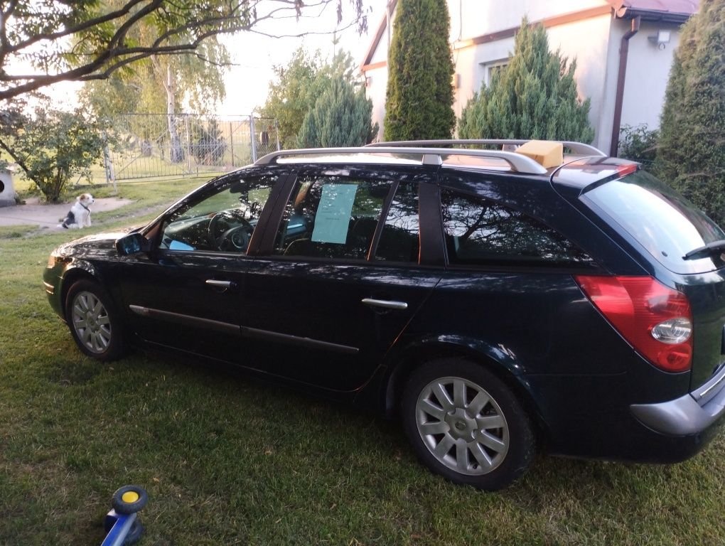 Reno laguna 2006 r,kombi ,2,0 dCi,150 km,przeb 250 tys km