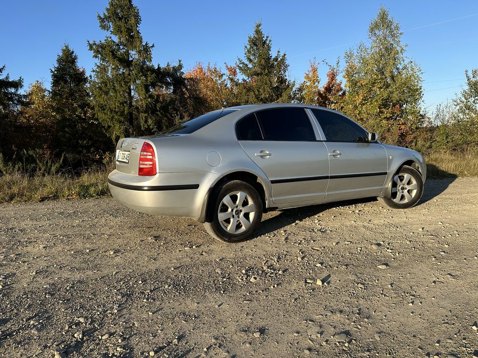 Skoda Superb 2006