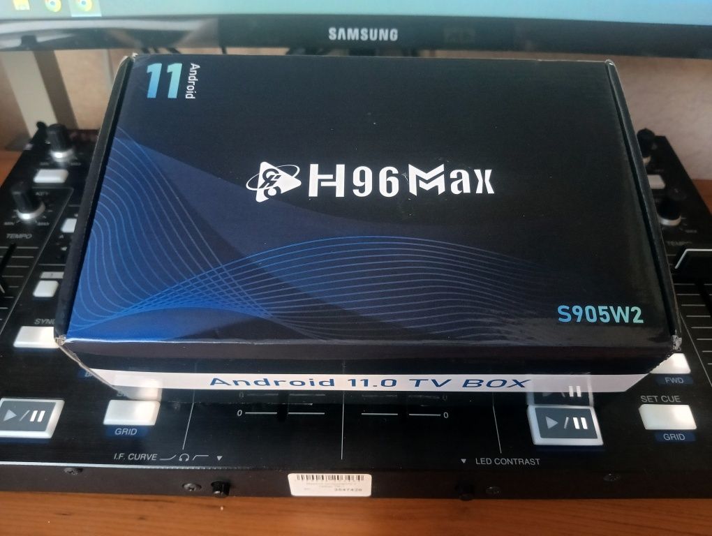 Smart TV box H96 max W2 2/16