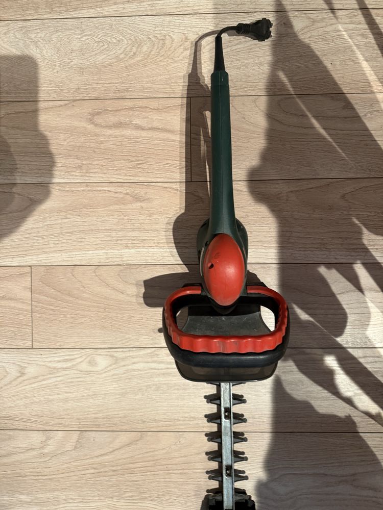 Elektryczne nożyce do żywopłotu Metabo HS 8465 S