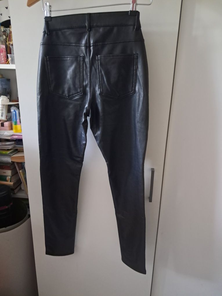Leginsy biker skiny z imitacji skóry