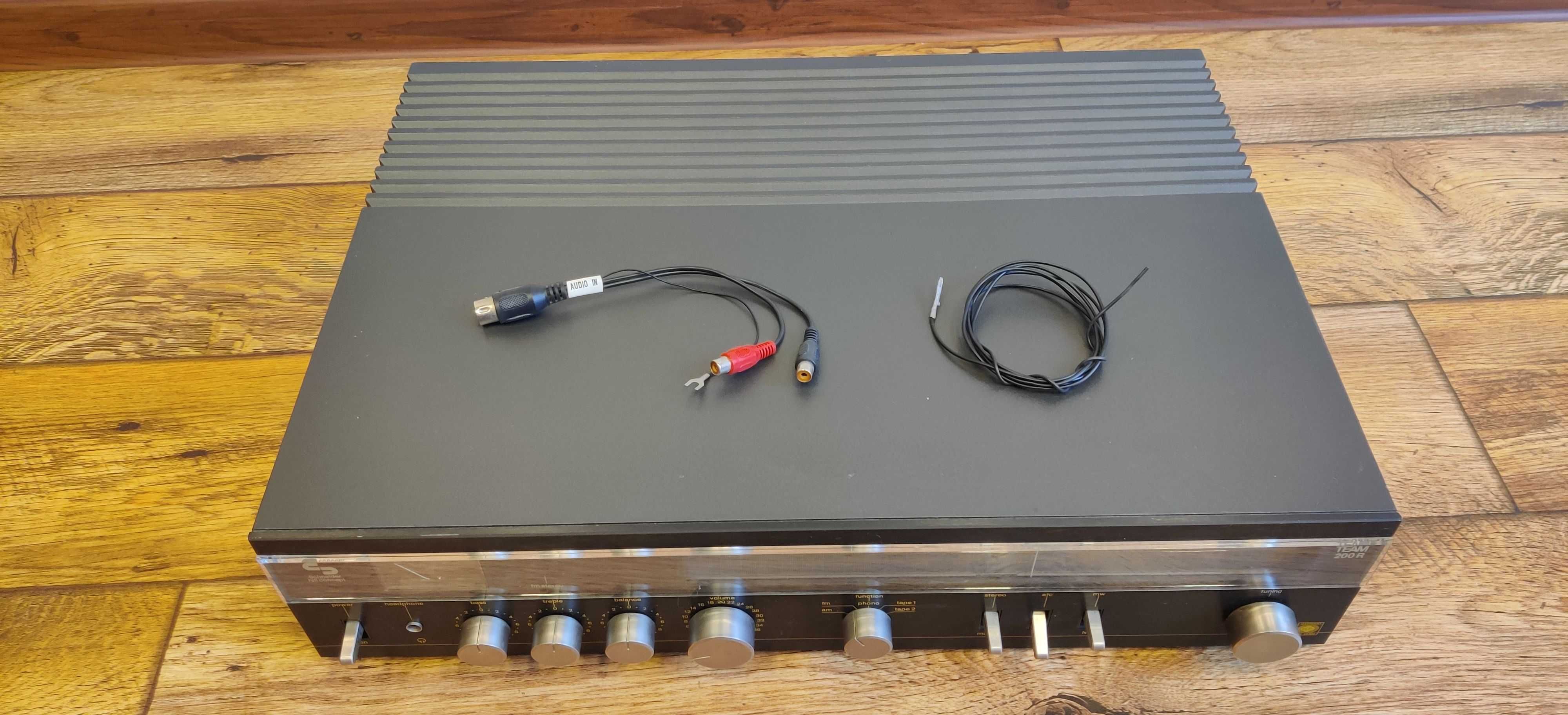 Amplituner Schneider TEAM 200 R kolumny Audion Box Rubin 358 Retro