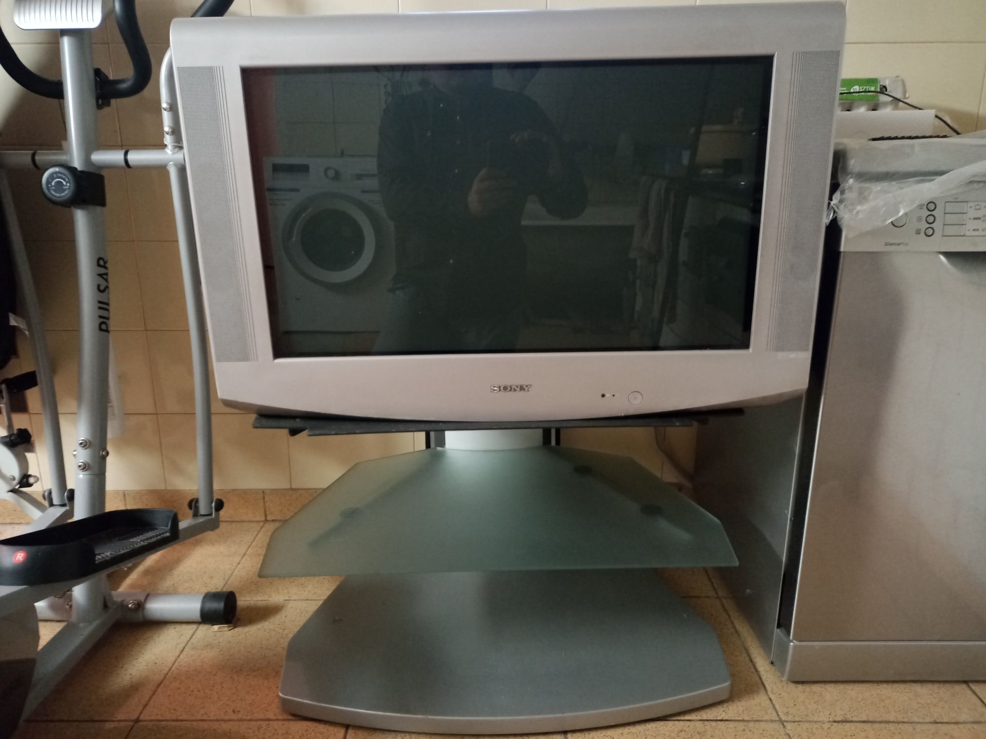 Telewizor Stolik TV Sony Triniton KV-32LS65E